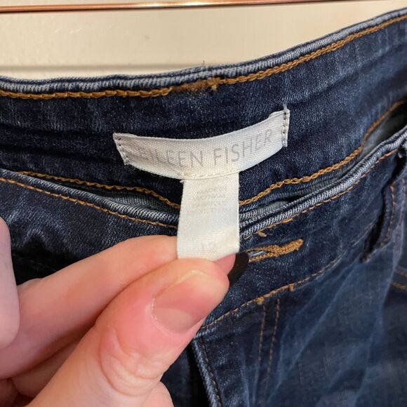 Eileen Fisher | Dark Wash Organic Cotton Straight Leg Jeans 12 - Picture 4 of 5